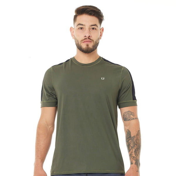 CAMISETA DEPORTIVA ARENA VERDE MILITAR